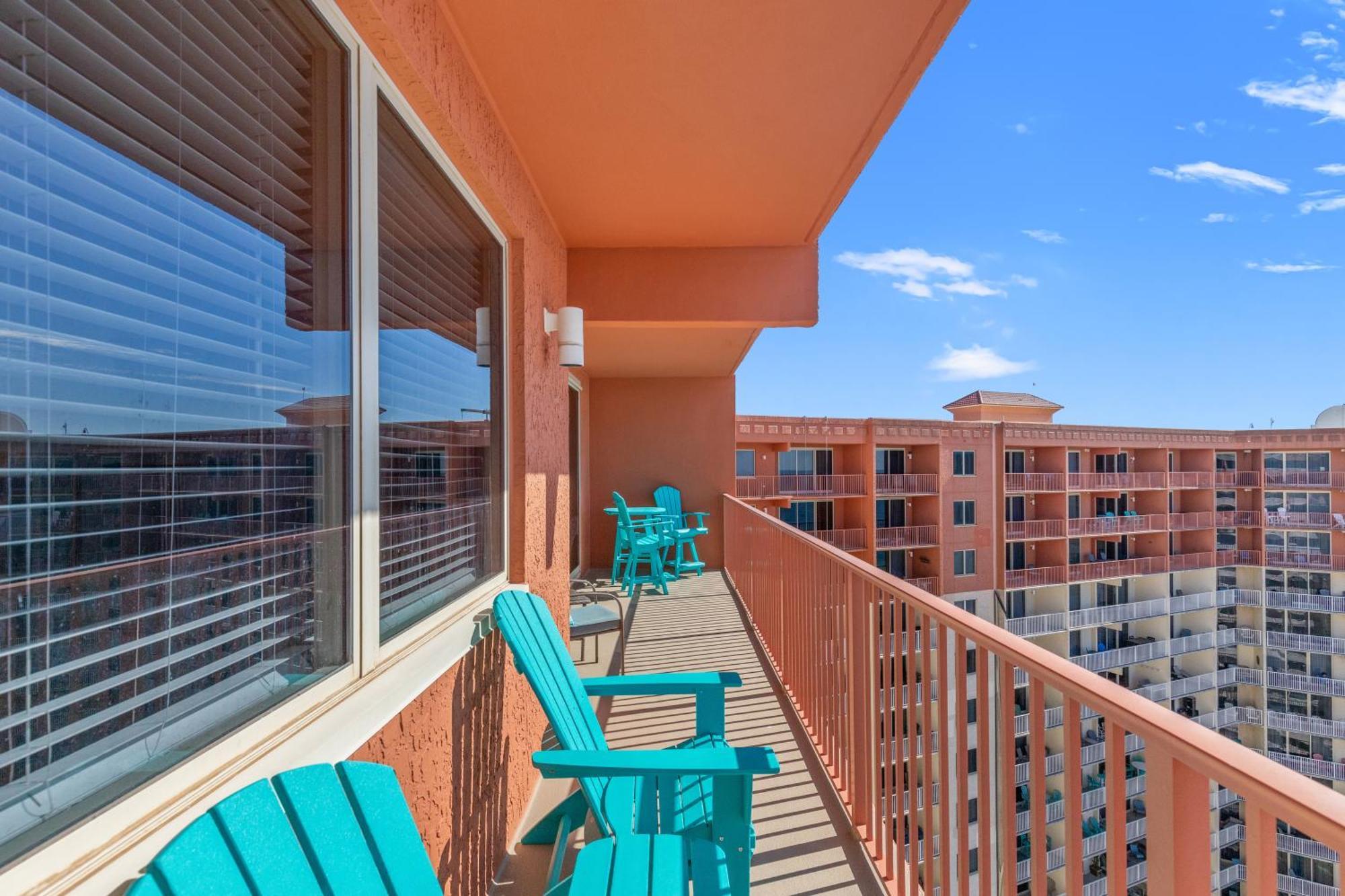 Penthouse With Beautiful Beach Views! 1 Bedroom, 2 Bathroom Penthouse! Panama City Beach Exteriér fotografie