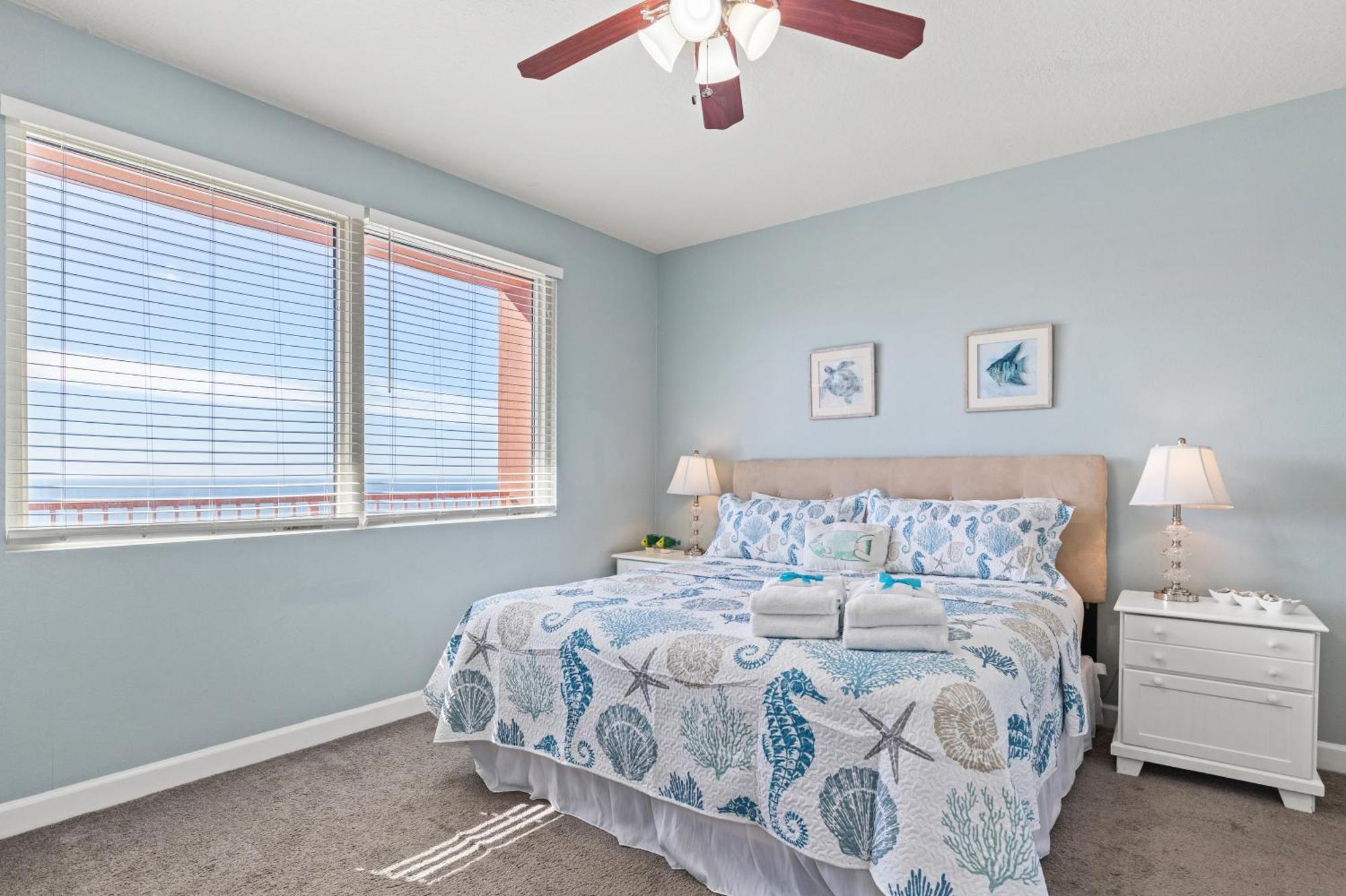Penthouse With Beautiful Beach Views! 1 Bedroom, 2 Bathroom Penthouse! Panama City Beach Exteriér fotografie